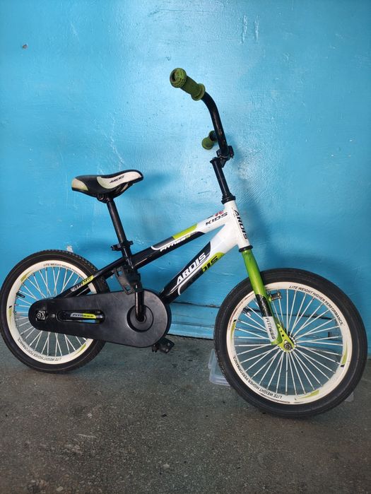 Дитячий велосипед б/у,фірма ардіс