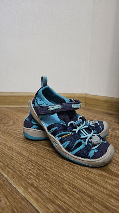 Босоніжки Keen 25/ 26р