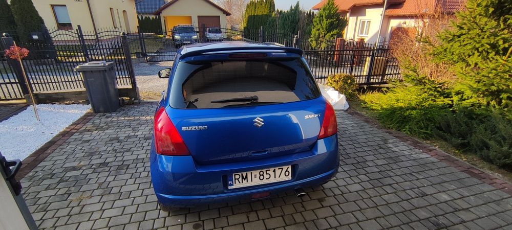 Suzuki Swift 1.5: 2006r. 3 drzwi