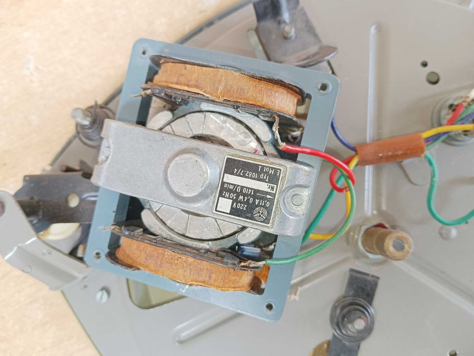 Stare gramofony - Maestro + inne - do wykorzystania.