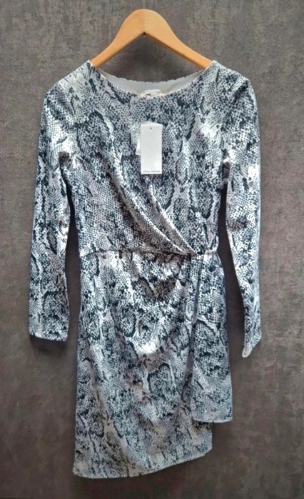Julia Jordan wężowa sukienka 38 M