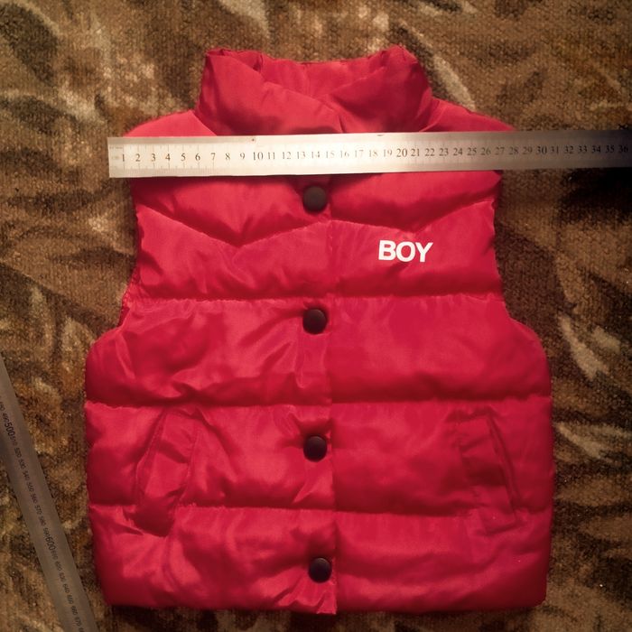 Новий тепленький жилет хлопчику, жилетка-куртка, на 2-3 роки, 92-98 см
