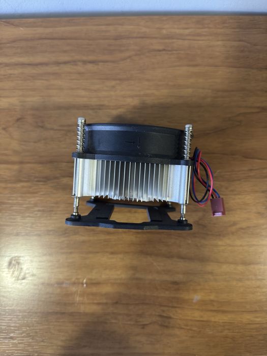 Продам кулер на процессор DEEPCOOL  CK-11508 для Intel