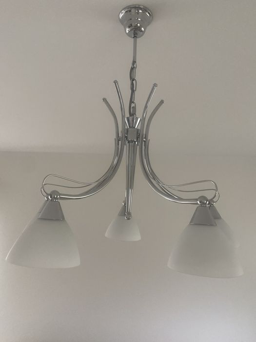 Zyrandol pokojowy i kinkiet