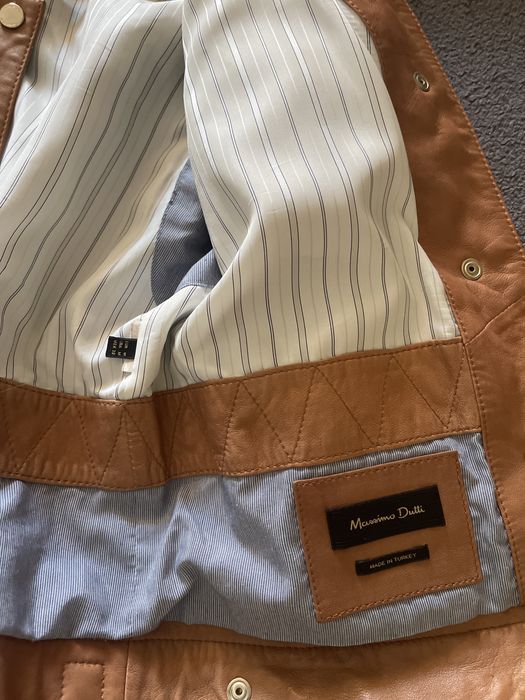 Шкіряні куртки Massimo Dutti