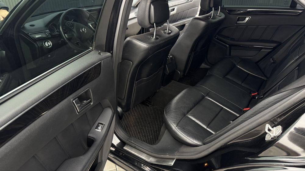 Mercedes-Benz E-Class W212