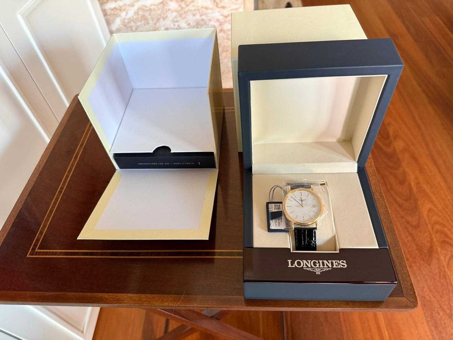 Longines Présence L4.790.2.12.2 – Novo com caixa e documentos