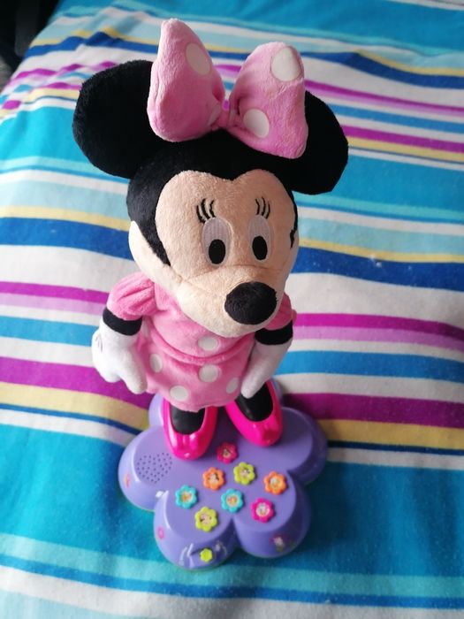 Peluche Minnie Interativa