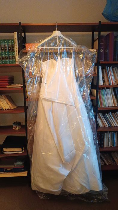 Vestido de noiva Pronovias Jory, novo e nunca usado.