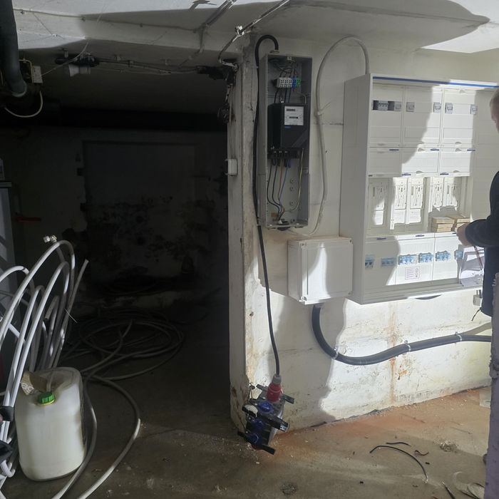 Elektryk Słupsk – instalacje i usługi elektryczne | EMAVOLT