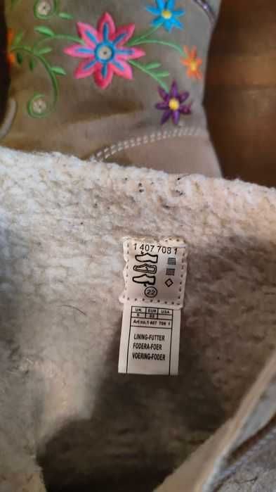 2 pary bucików zimowych rozmiar 22