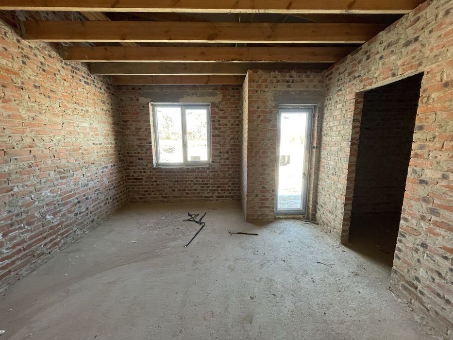 Котедж 117 кв.м з власною ділянкою