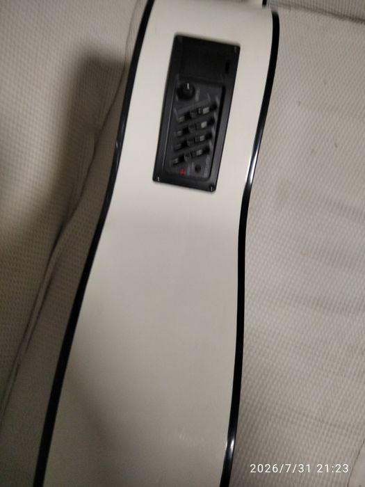 Gitara elektro-klasycza Harley Benton