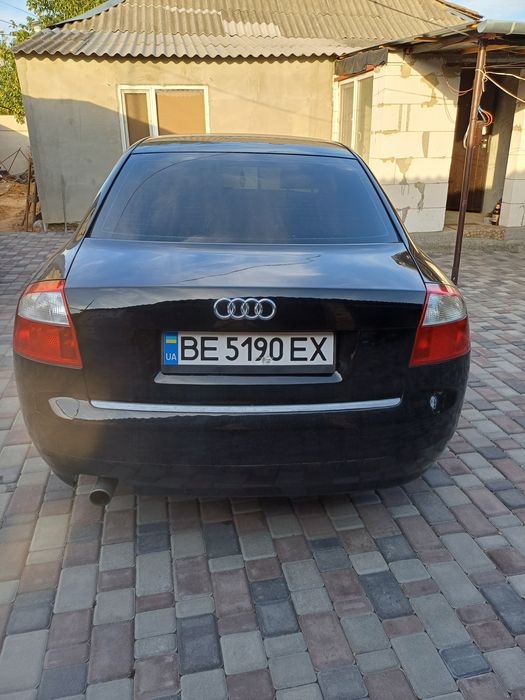 Автомобіль Ауді А4 В6