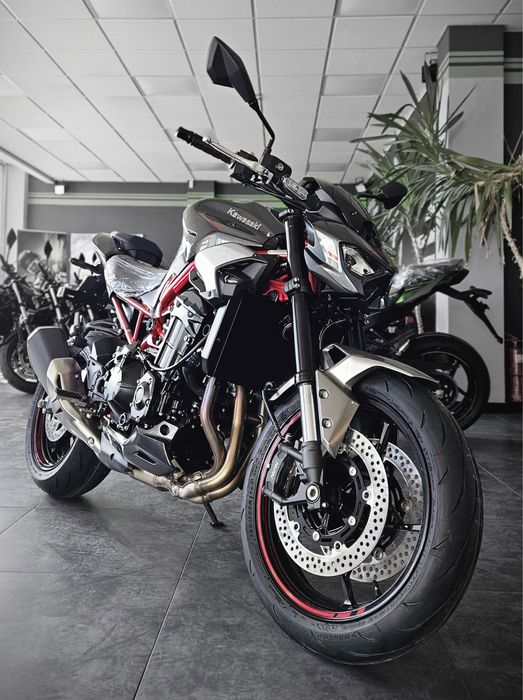 Kawasaki Z900 2025