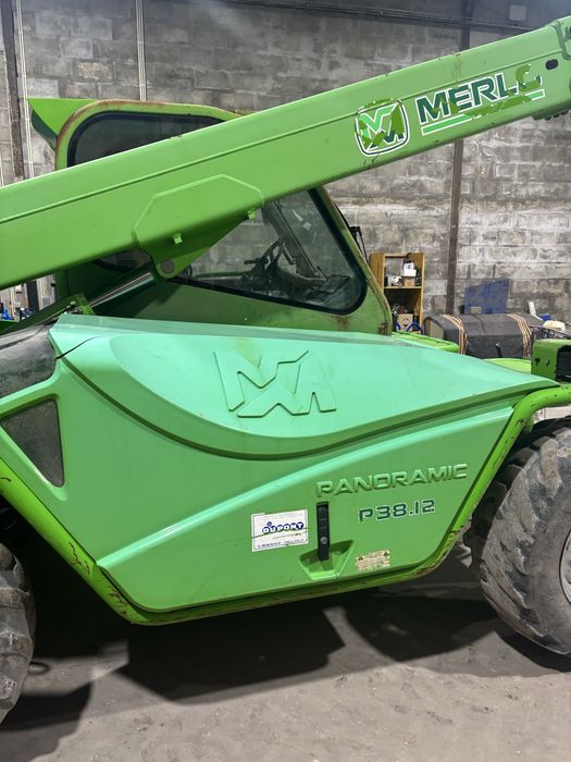 Empilhador Telescopico Merlo