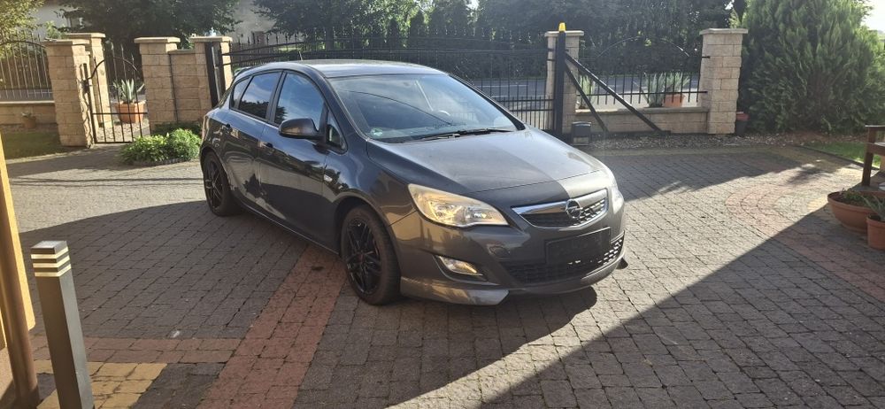 Opel astra J 1.4