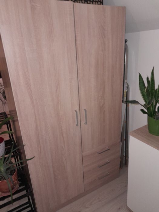 Sprzedam szafę 2 drzwiową
