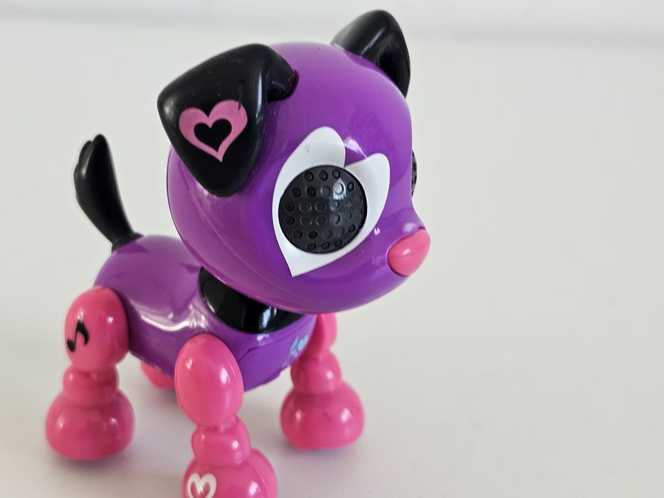 Zoomer Zupps Tiny Pups Pies robot