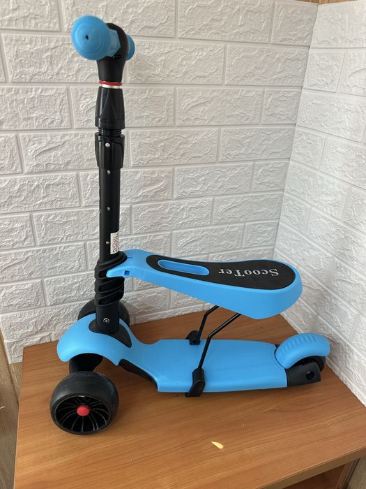 Дитячий триколісний самокат YOLEO ZC-M510 з LED-колесами