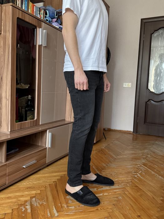 Джинсы ZARA мужские (34 размер)