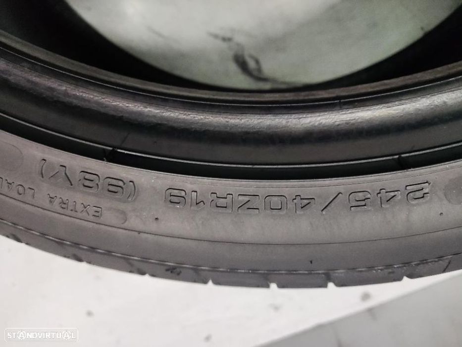 2 pneus semi novos 245-40r19 dunlop - oferta dos portes