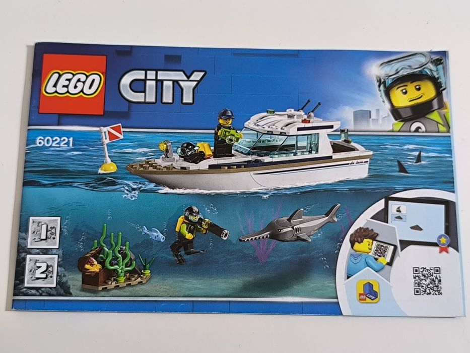 Lego city 60221 Iate de mergulho 5 anos