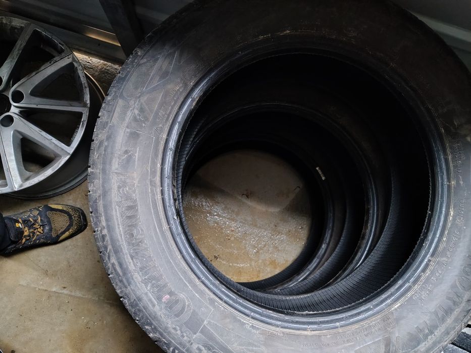 Opony 215x60r17 Continental