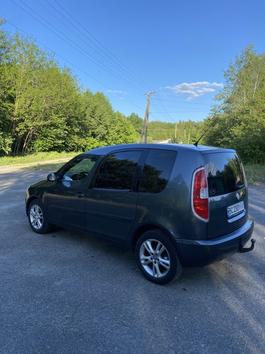 Skoda roomster.        .