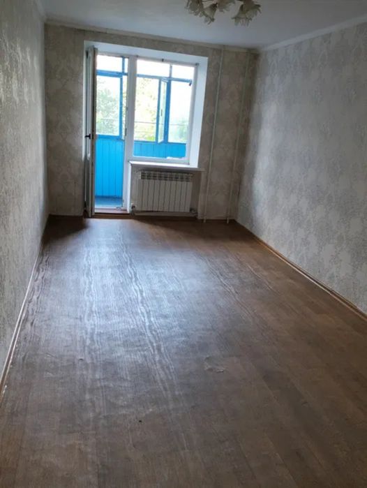 Продам 2-о к/к в розвиненому мікрорайоні, вул.Незалежності (Попова).