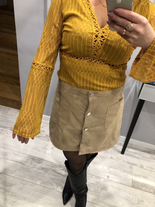 Spodniczka zamszowa r.m