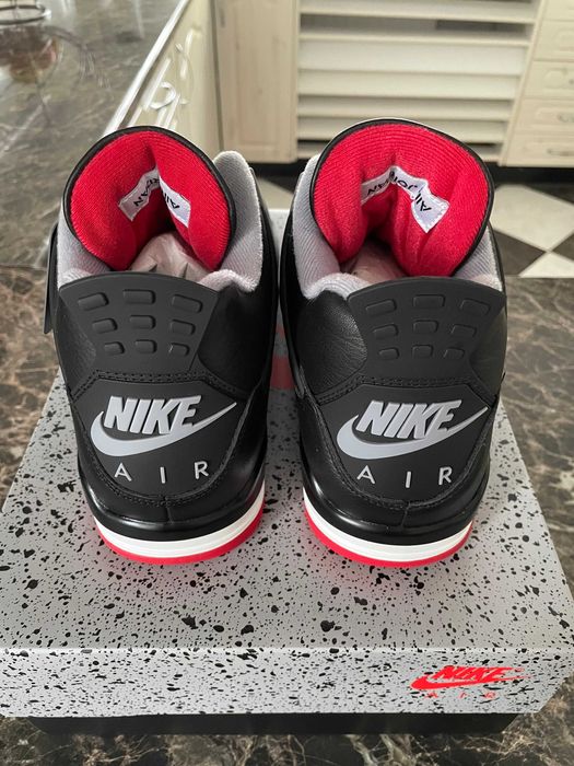 Nike Air Jordan Retro IV Bred Reimagined rozmiar 44.5 EU