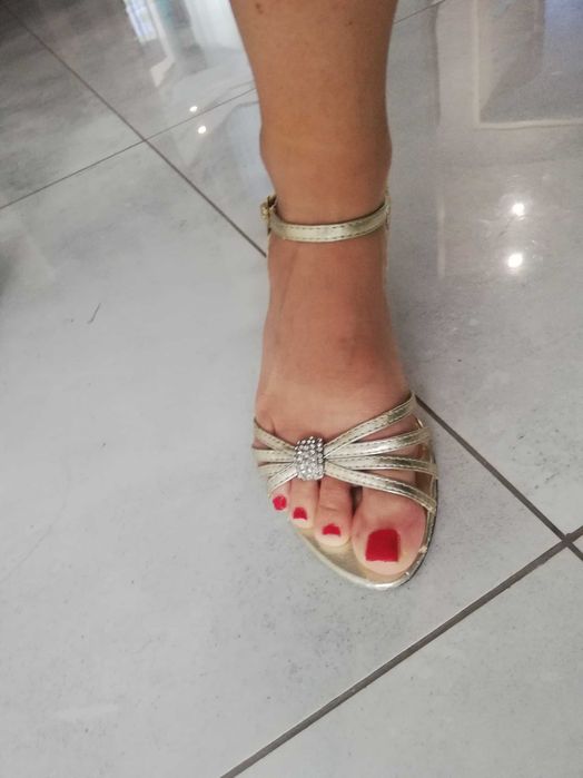 Buty bosaczki złote 36