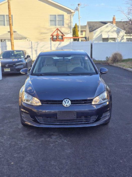 Volkswagen Golf      2015