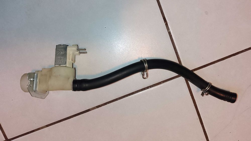 Elektrozawór pralki Indesit WG522TX