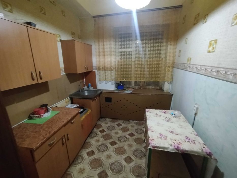 Оренда магазину на Криваліївському ринку, 300 кВ.м.