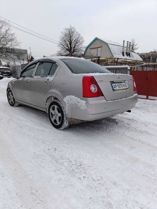 Продам Chery Elara 2.0 л.