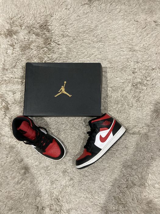 Air Jordan 1 Mid