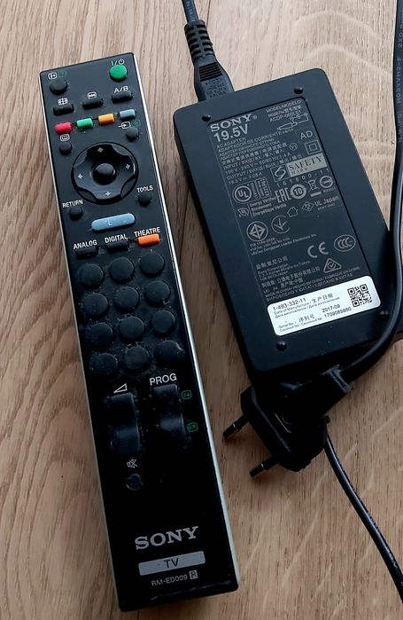 Sprzedam telewizor SONY 
Model: KDL-32RD430 (przekątna 32"