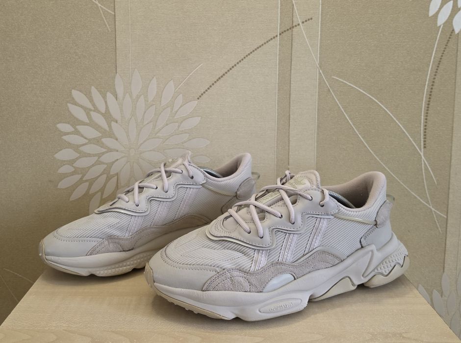 Чоловічі кросівки Adidas Ozweego оригінал розмір 45
