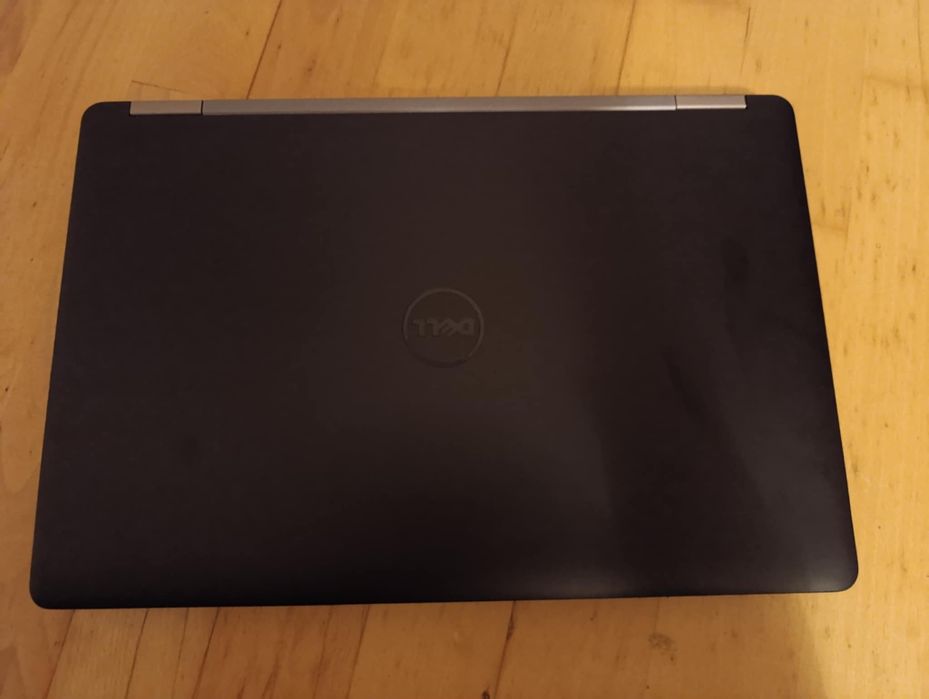 Laptop dell stan dobry