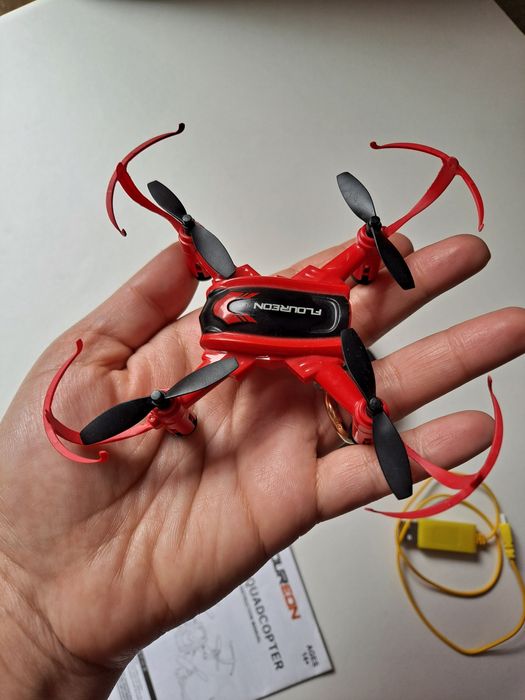 Mini drone como novo