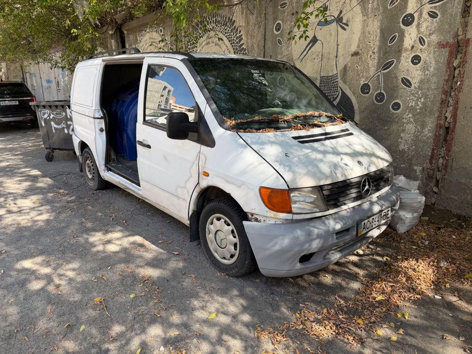 Продаж авто Мерседес 110
