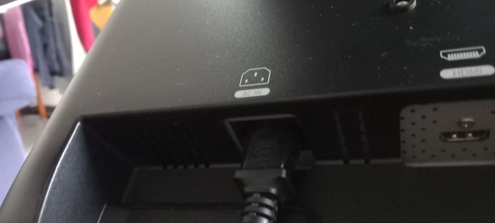 Monitor 15 polegadas