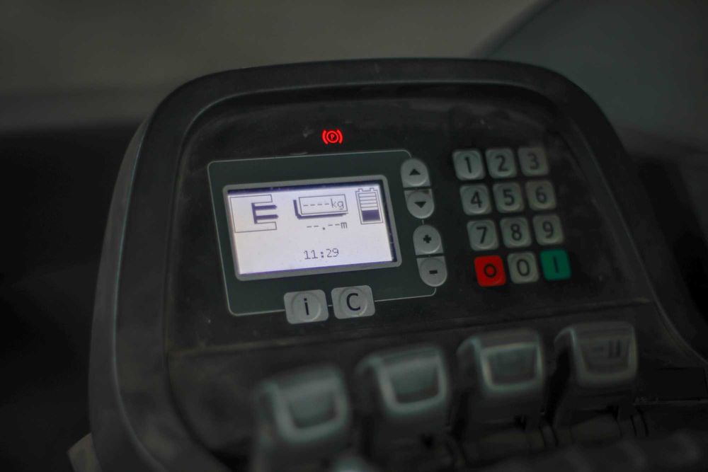 Електроштабелеукладач,  BT RRE 160, 2012 року виробництва (Швеція)