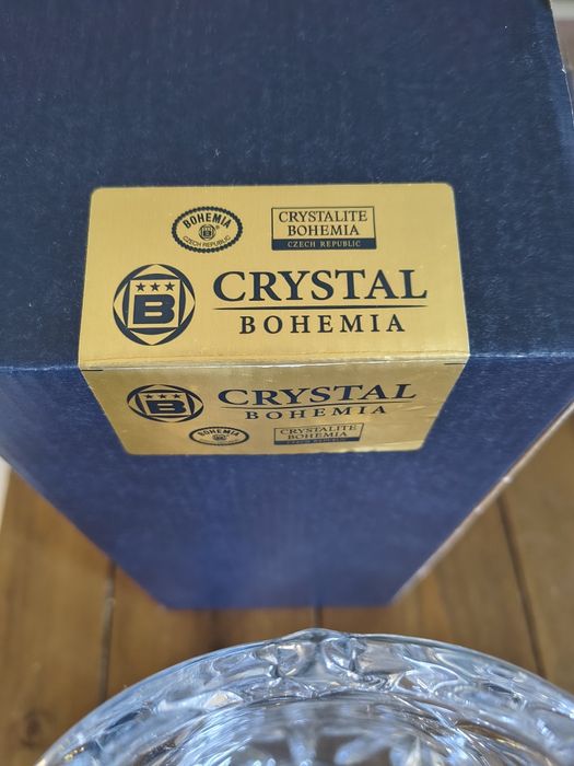 Wazon kryształowy nowy