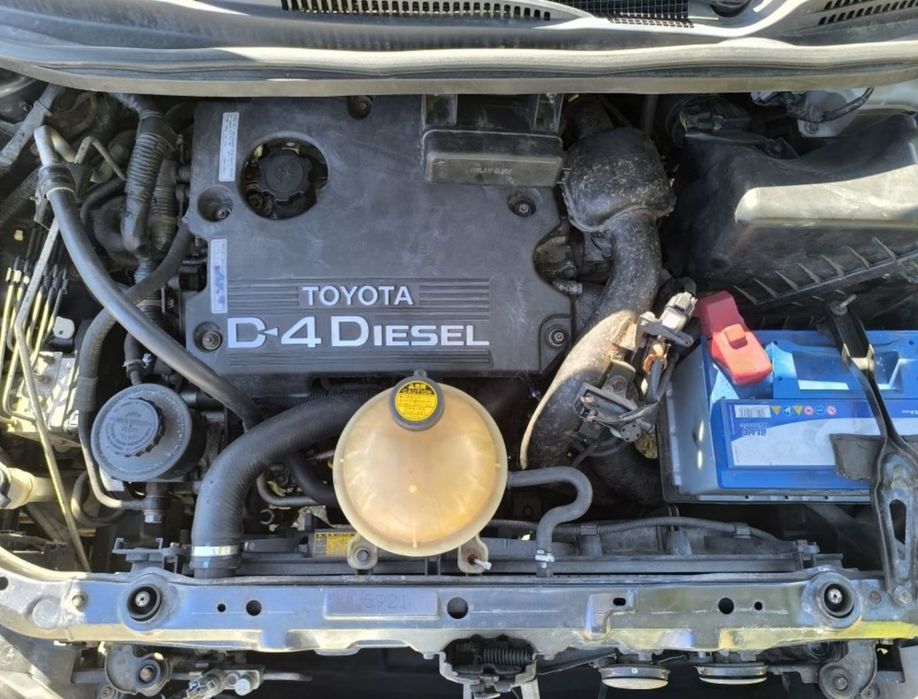 Toyota Avensis Verso