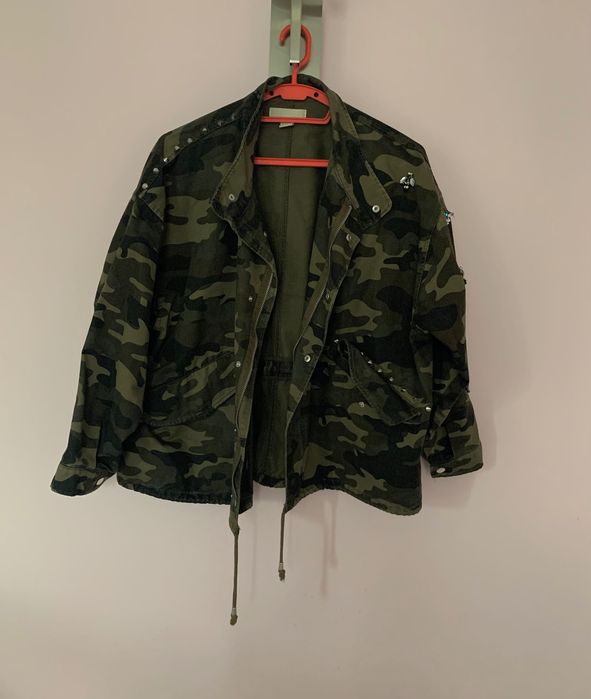 H&M kurtka bluza moro naszywki