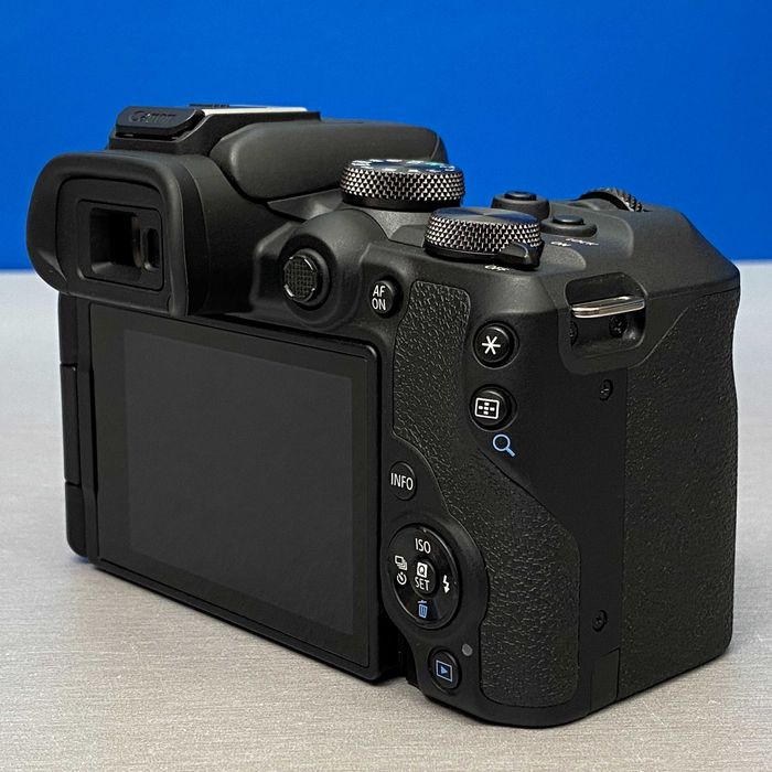 Canon EOS R10 (Corpo) - 24.2MP