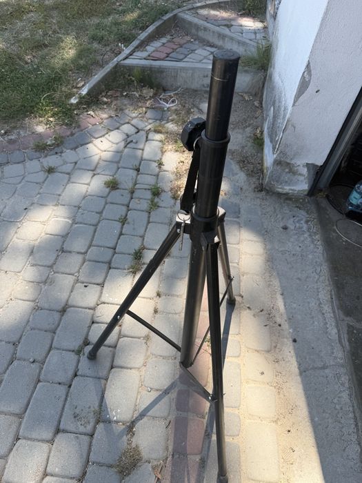 Statyw glosnika akmuz